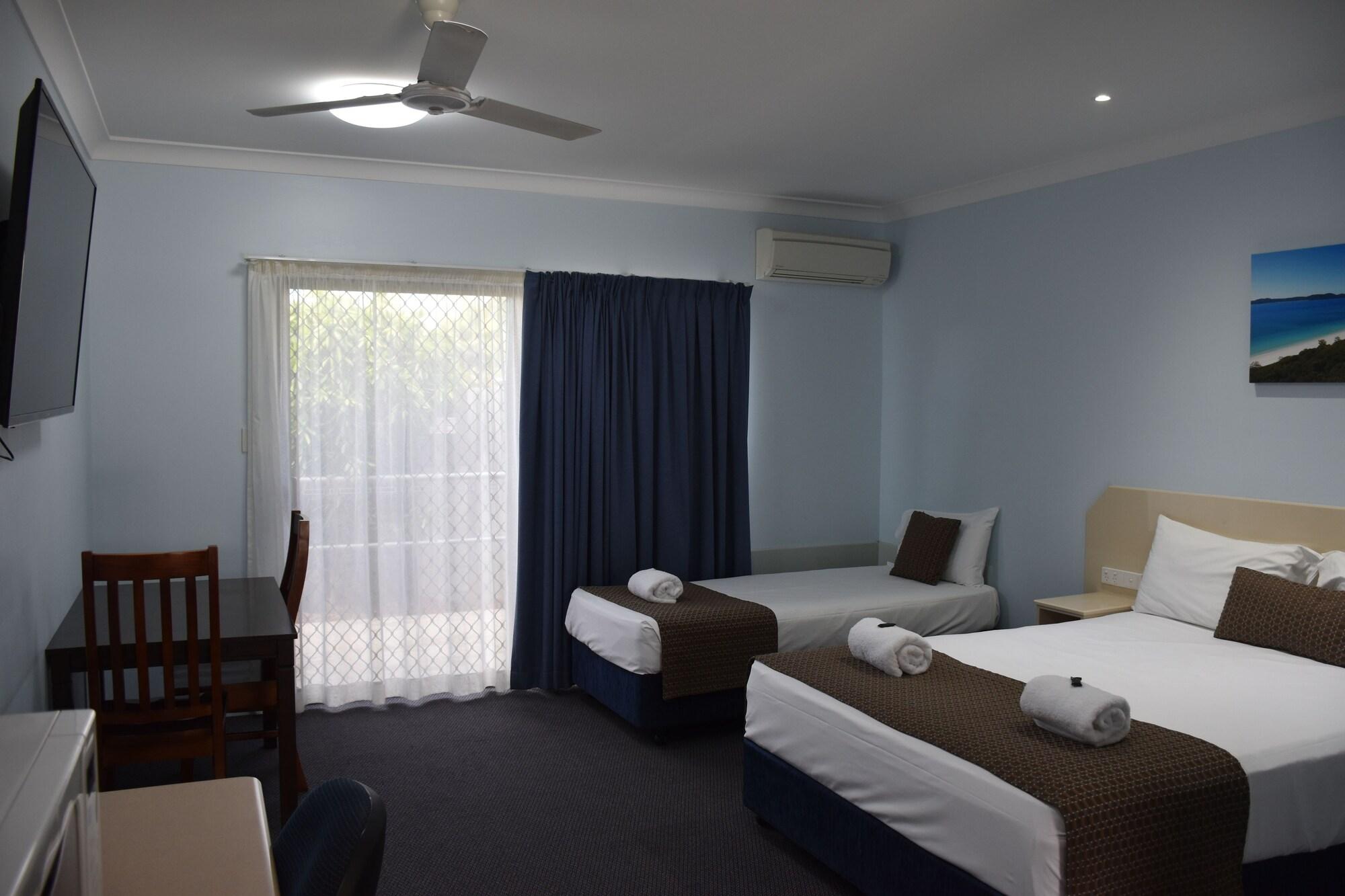 Bluewater Harbour Motel โบเวน ภายนอก รูปภาพ