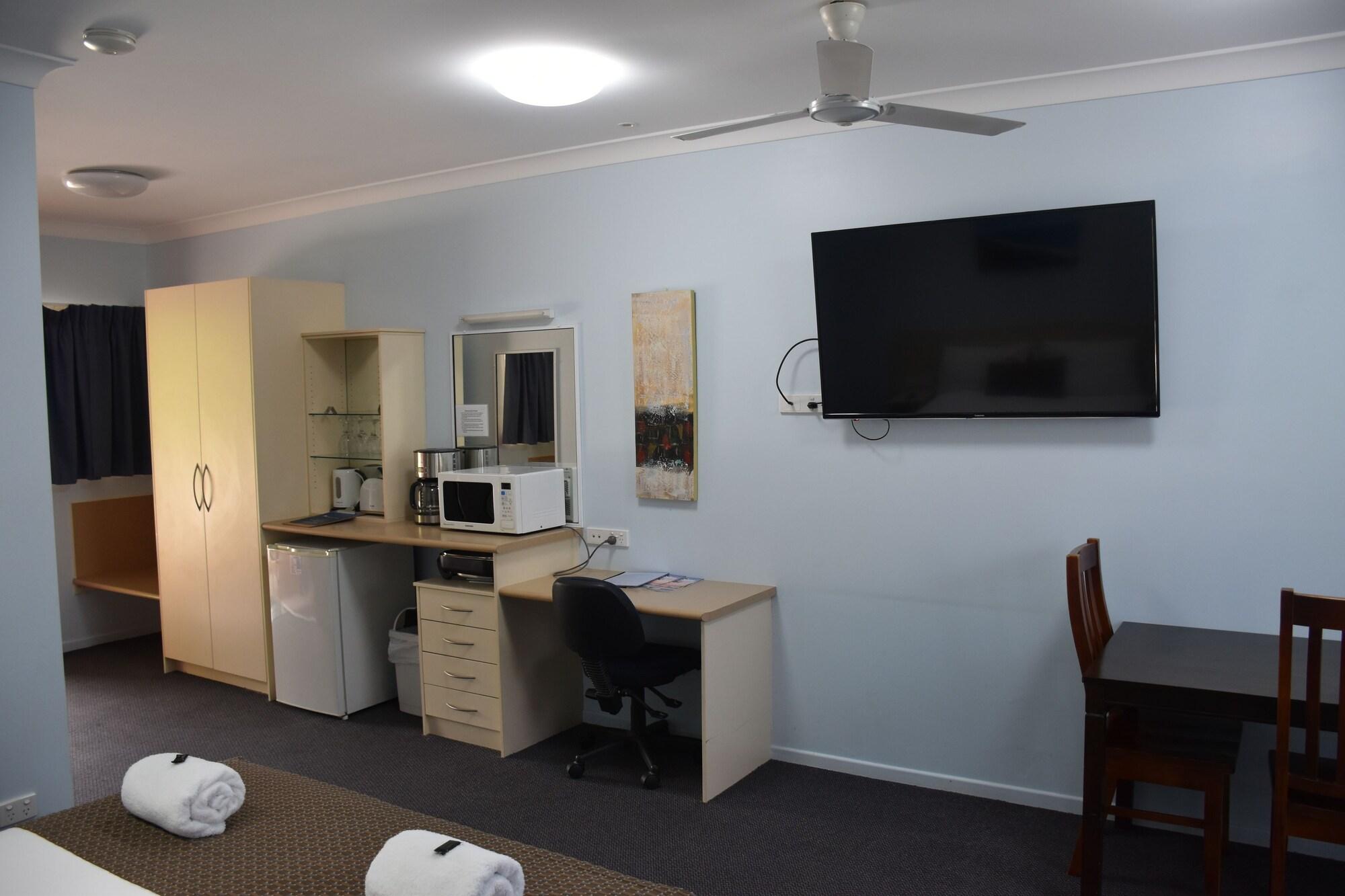 Bluewater Harbour Motel โบเวน ภายนอก รูปภาพ