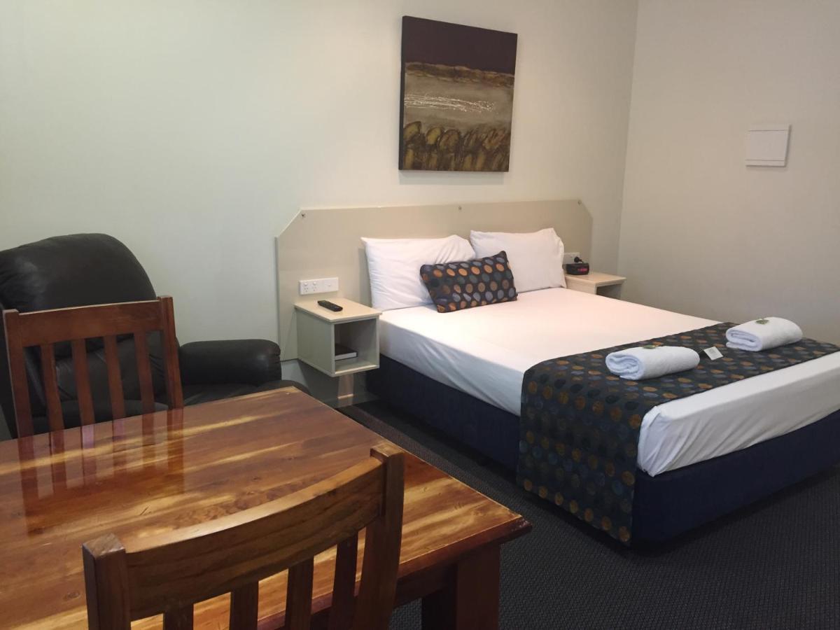 Bluewater Harbour Motel โบเวน ห้อง รูปภาพ