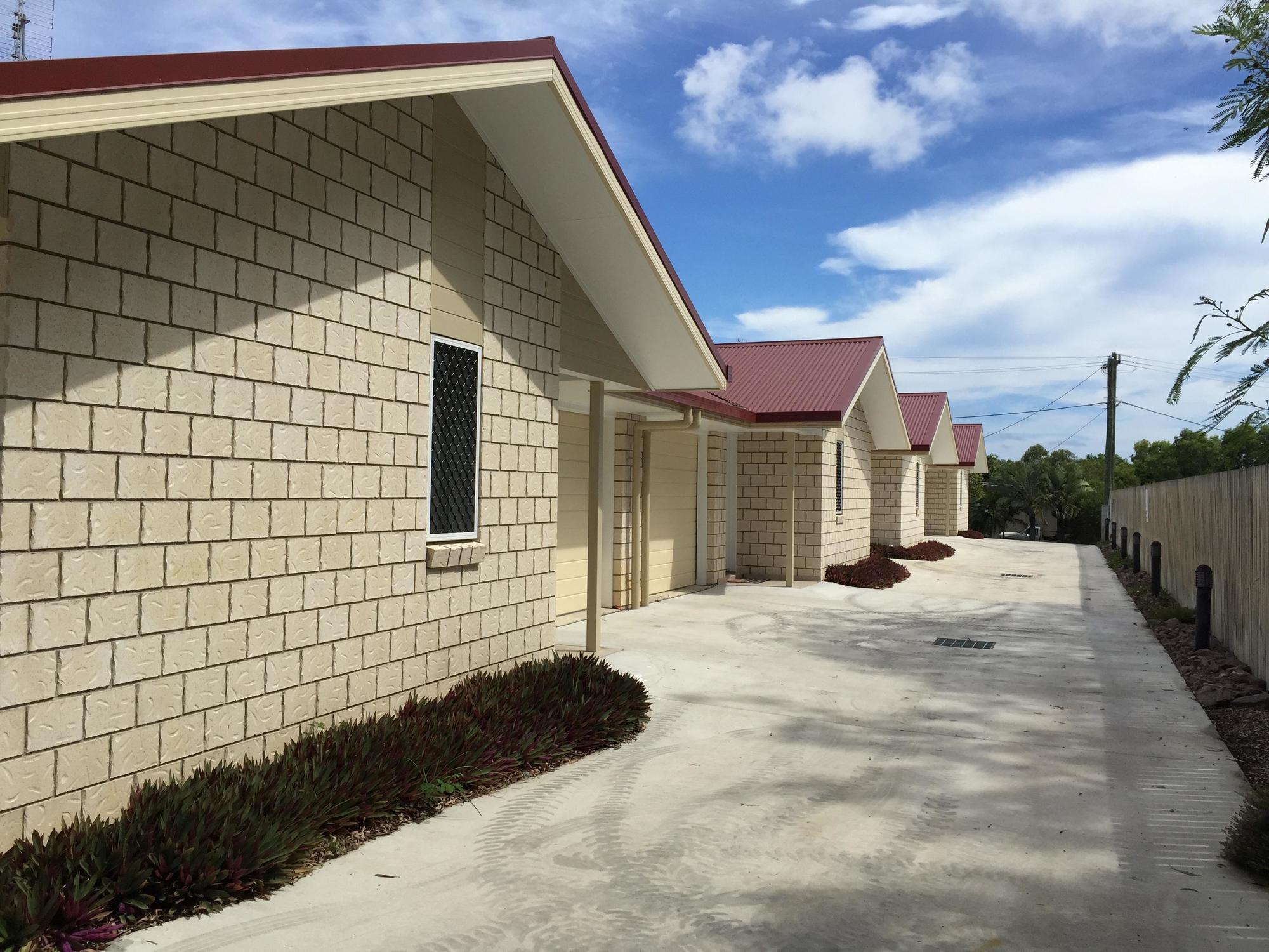 Bluewater Harbour Motel โบเวน ภายนอก รูปภาพ